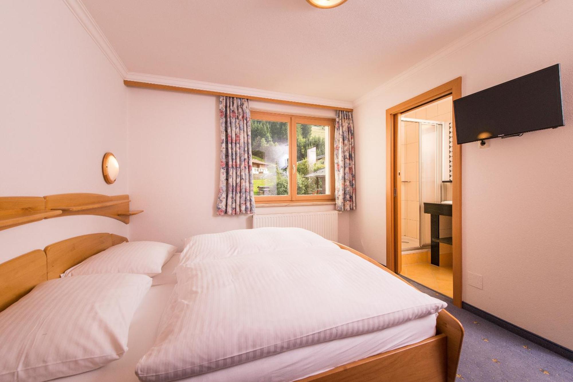Hotel Barbarahof Saalbach, Inkl Jokercard 4*